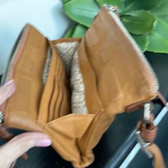 Brighton Caramel Leather Crossbody Bag - Picture 12 of 16